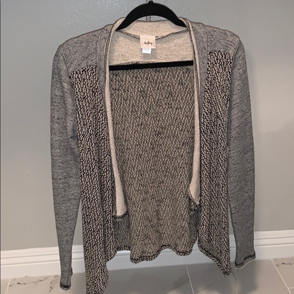 Grey sweater